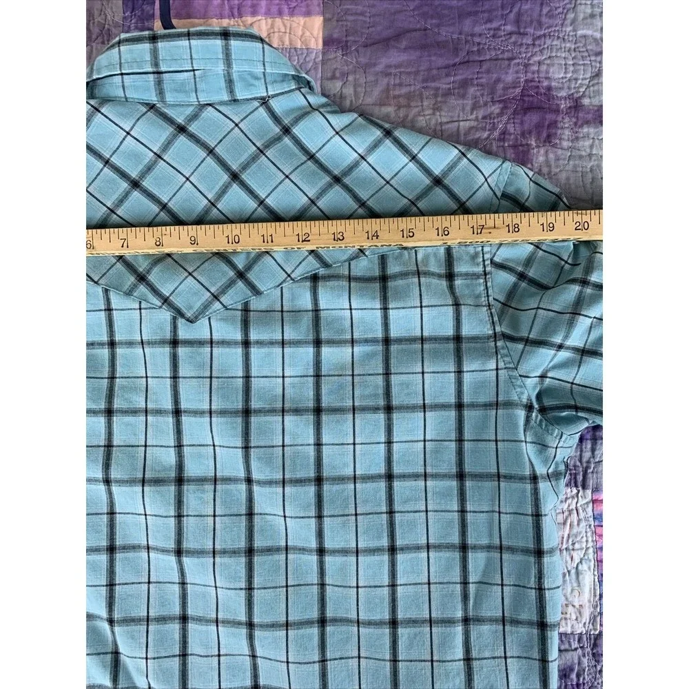 Vintage Wrangler Men’s Medium Blue Plaid Western Shirt Pearl Snaps Short Sleeve - Picture 6 of 7